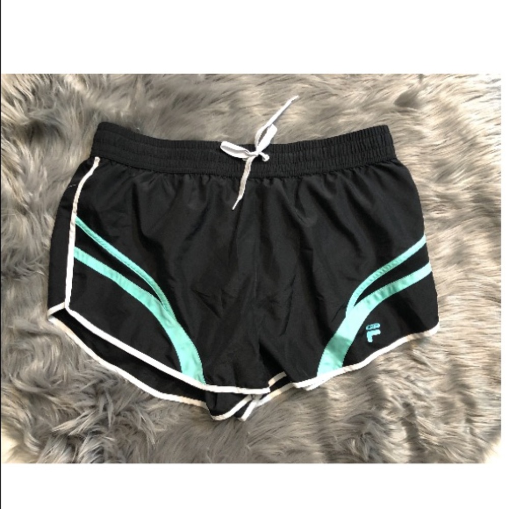 FILA shorts 🌟